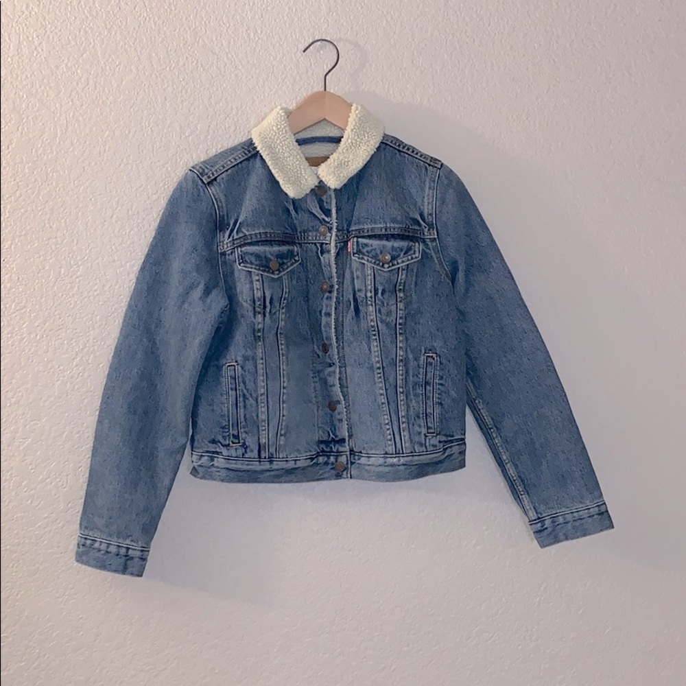Levi’s Women’s Premium Sherpa Jacket